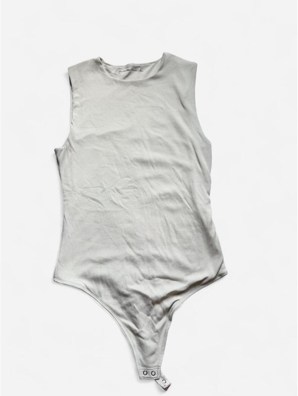 Abercrombie & Fitch beige bodysuit in size S #bodysuit #basics